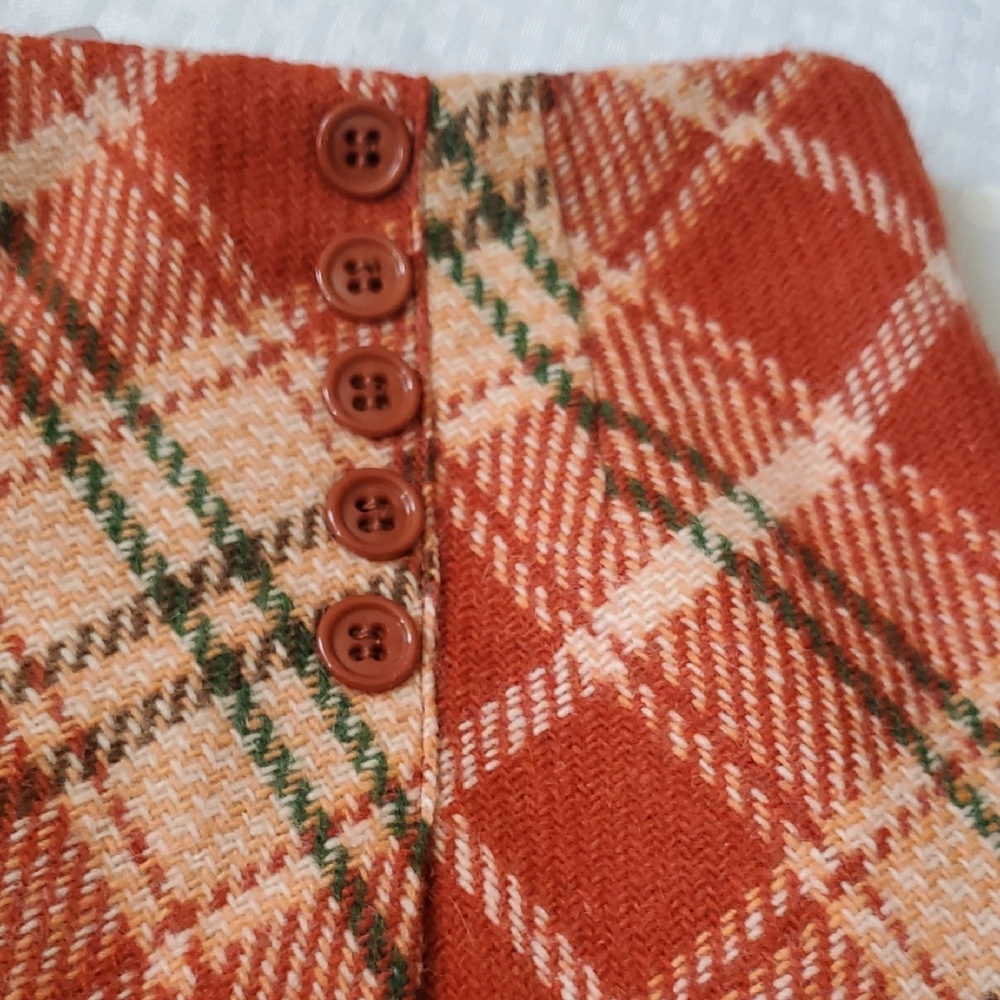 Vtg Bobbie Brooks Plaid Mini Skirt in Red and Cream Dark Acacademia - Picture 6 of 14